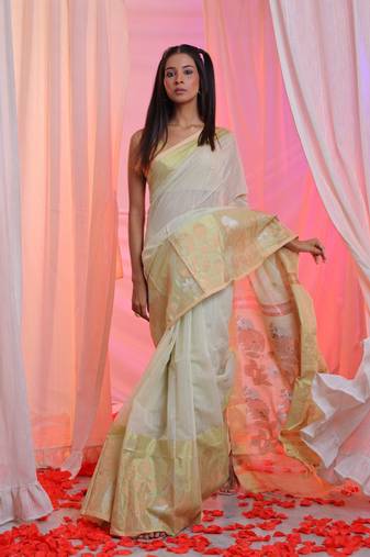Beige Cotton Blend Handwoven Saree With Flower Designs