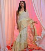 Beige Cotton Blend Handwoven Saree With Flower Designs