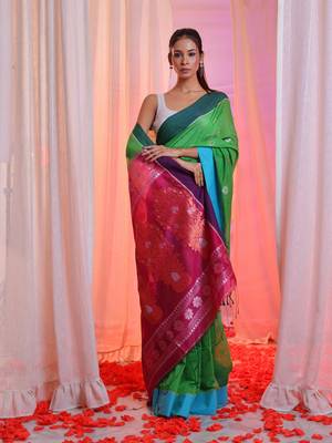 Green Cotton Blend Handwoven Saree With Flower Motifs 1