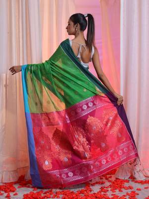 Green Cotton Blend Handwoven Saree With Flower Motifs 4