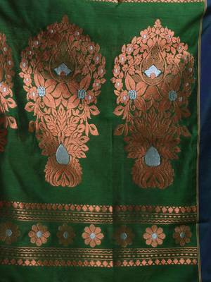 Light Green Cotton Blend Handwoven Saree With Flower Motifs 5