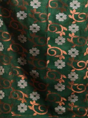 Forest Green Cotton Blend Handwoven Saree With Flower Designs 5