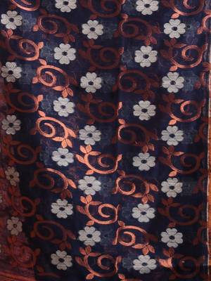 Emerald Green Cotton Blend Handwoven Saree With Flower Designs 5