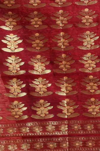 Maroon Cotton Blend Handwoven Saree With Flower Designs