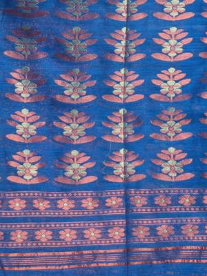 Cobalt Blue Cotton Blend Handwoven Saree With Floral Designs 5