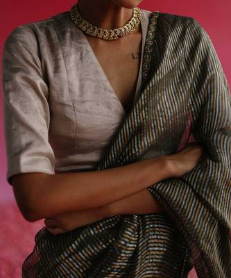 Silver aago saree set 4