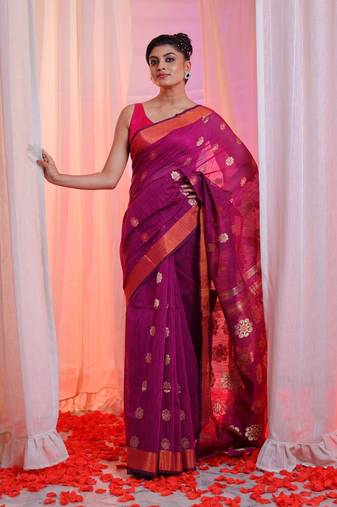 Purple Cotton Blend Handwoven Saree With Floral Texture Design