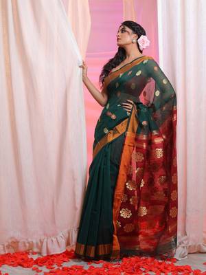 Bottle Green Cotton Blend Handwoven Saree With Floral Texture Design 1