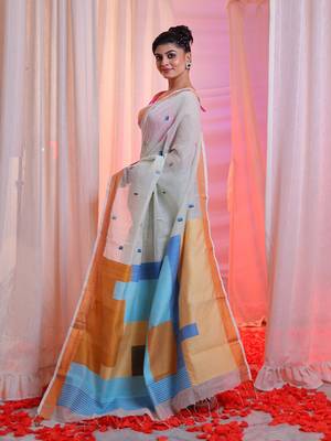 Ecru Cotton Blend Handwoven Saree With Zari Border 2