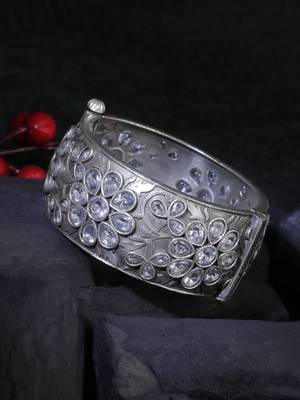 Women oxidised silver plated green stone-studded bangles 5