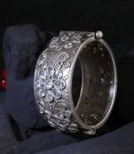 Women oxidised silver plated green stone-studded bangles