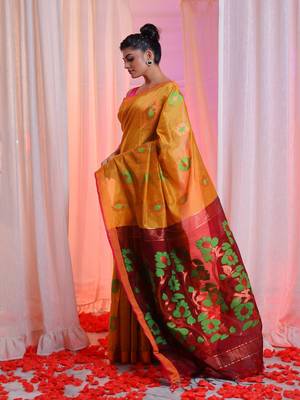 Ochre Yellow Cotton Blend Handwoven Saree With Zari Border 2