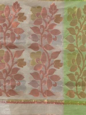 Grey Cotton Blend Handwoven Saree With Foliage Border 5