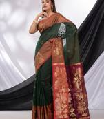Emerald Green Cotton Blend Handwoven Saree With Foliage Border