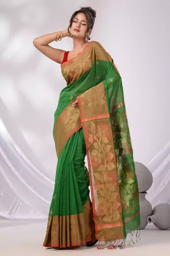Green Cotton Blend Handwoven Saree With Foliage Border