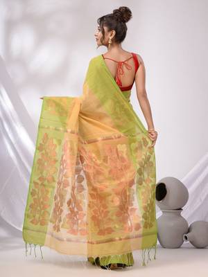 Beige Cotton Blend Handwoven Saree With Foliage Pallu Designs 4