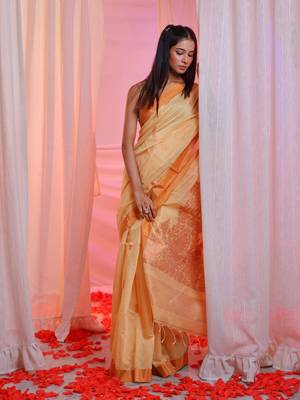 Beige Cotton Blend Handwoven Saree With Floral Pallu 1