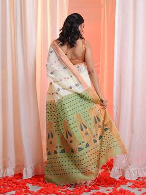 Off White Cotton Blend Handwoven Saree With Zari Woven Designs 4