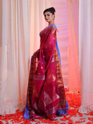 Fuchsia Cotton Blend Handwoven Saree With Temple Border 2