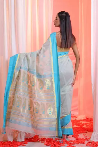 Ecru Cotton Blend Handwoven Saree With Paisley Motifs Pallu