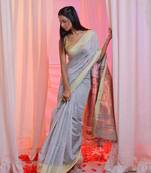 Grey Cotton Blend Handwoven Saree With Paisley Pallu
