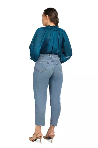 Gathered top