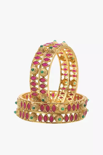 Set of 4 gold-plated handcrafted stone bangles