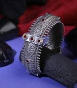 Women oxidised silver plated pink stone-studded temple bangles