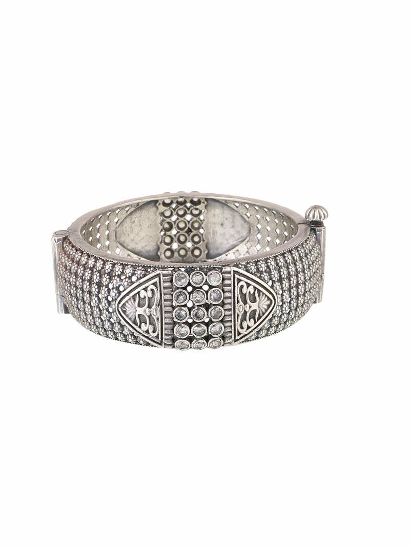 Women oxidised silver plated stone-studded flower design bangles