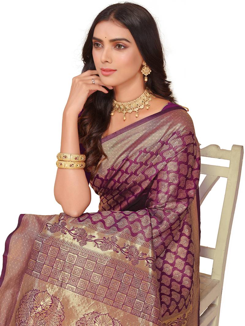 Leeza Store Women's Purple Cotton Silk Blend Latest Kanjivaram Kanchipuram Golden Zari Woven Design Banarasi Saree