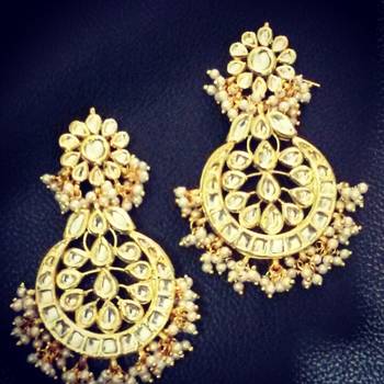 white pearl earring kundan aalia bollywood celebrity pair 1