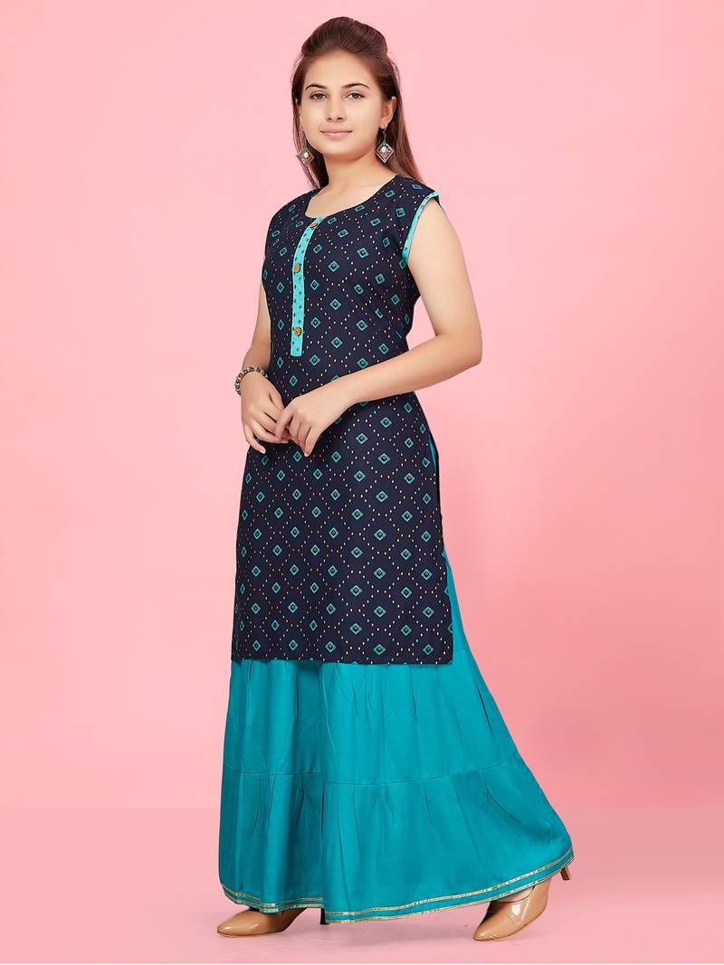 Aarika Girls White Colour Cotton Embroidery Kurti Set Aarika Girls