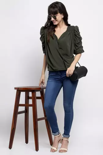 Puff sleeve top