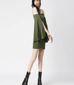 Bodycon with off bell sleeve and slit