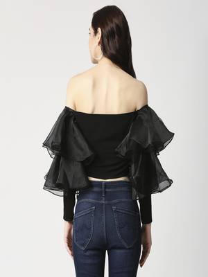 Black flounce sleeve crop top 4
