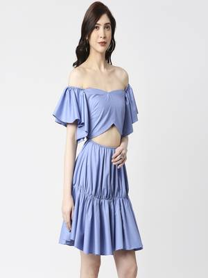 Front waist cut dress 3