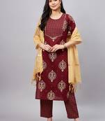 Winered woman maroon paisley print with gota detailed neck kurta set