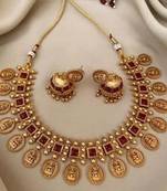 GOLD TONE ETHNIC CHOKER STONES STUDDED NECKLACE SET FOR WOMEN