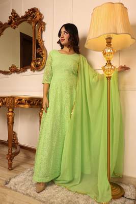 Women's pista floral embroidered maxi dress 4