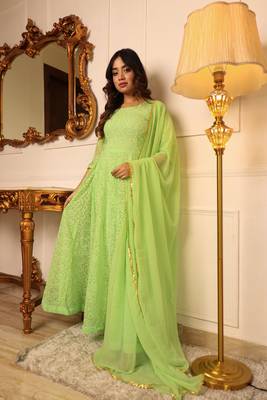 Women's pista floral embroidered maxi dress 5