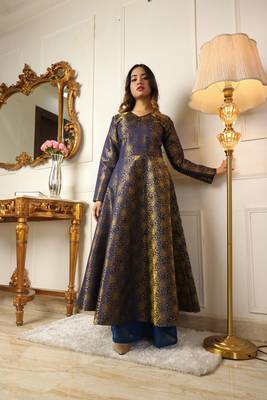 Blue jacquard woven design anarkali kurta with palazzo 3