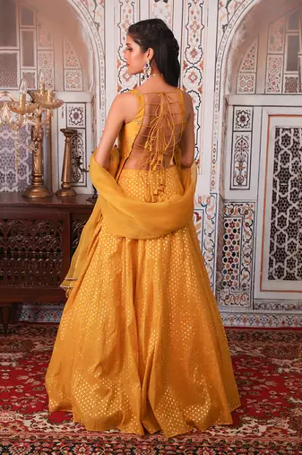 Backless skirt set
