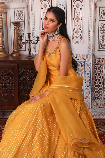 Backless skirt set