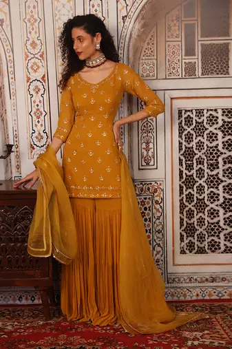 musturd sharara set