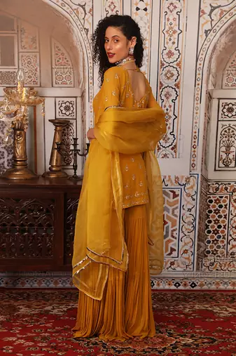 musturd sharara set