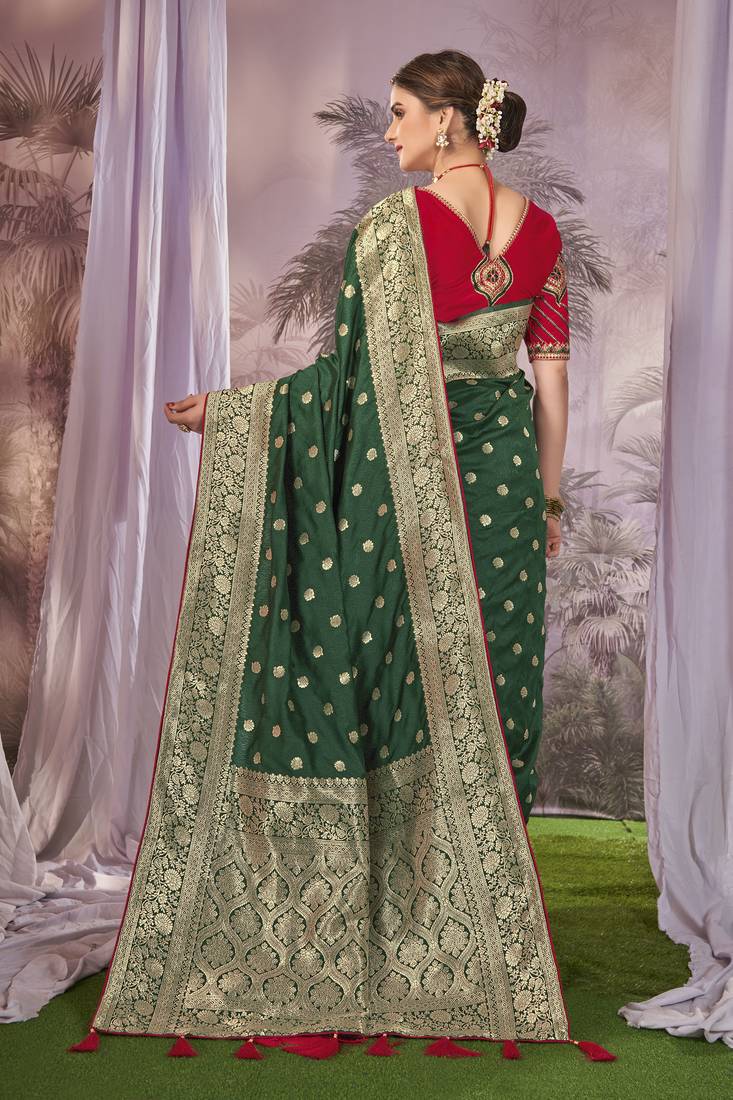 Green Banarasi silk blend Saree With Unstitch Blouse Piece