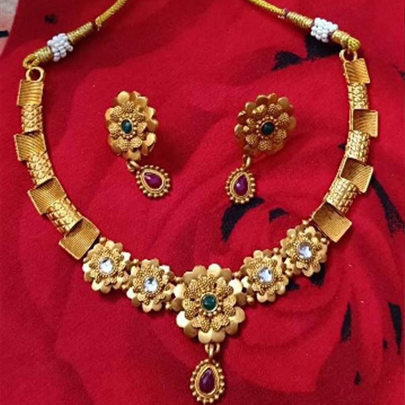GOLD TONE ETHNIC CHOKER STONES STUDDED NECKLACE SET FOR WOMEN