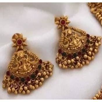 GOLD TONE ETHNIC CHOKER STONES STUDDED NECKLACE SET FOR WOMEN 2