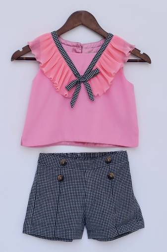  Pink Top With Black Checked Printed Shorts