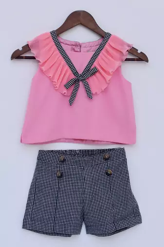  Pink Top With Black Checked Printed Shorts